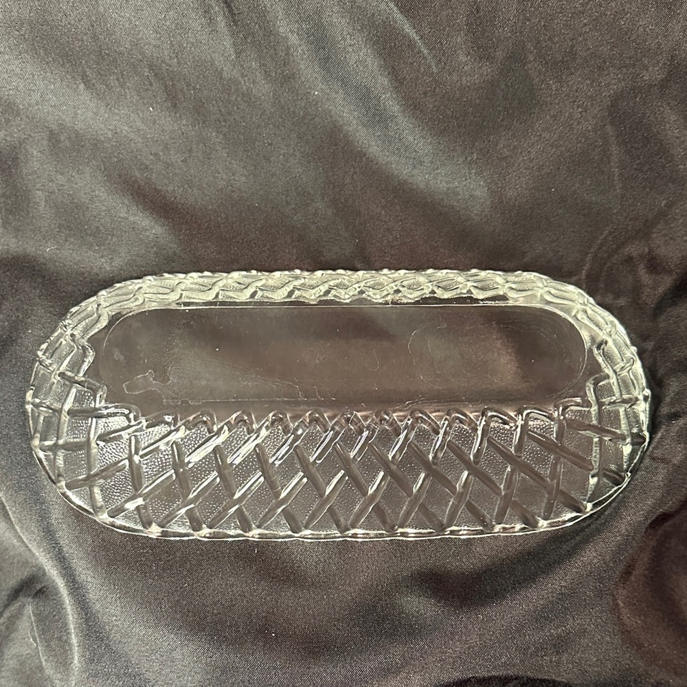 Indiana Glass Clear Glass Serving Tray/Celery Bowl - Picture 3 of 3